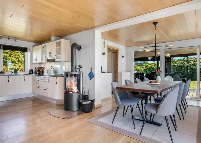 Semesterbostad Tecumseh - 300m From The Sea By Interhome