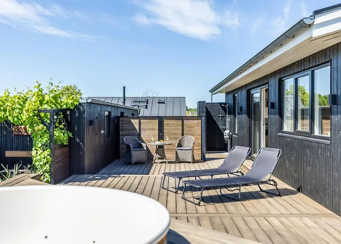 Tecumseh - 300m From The Sea By Interhome Semesterbostad *